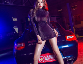大胸长腿美女,大胸长腿美女生动演绎时尚风采